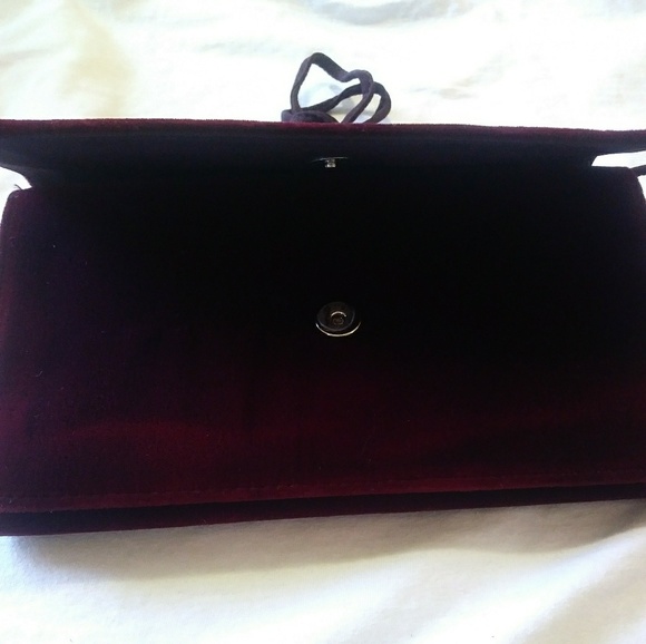Nine West Red Velour Purse Shoulder Strap - Picture 3 of 8
